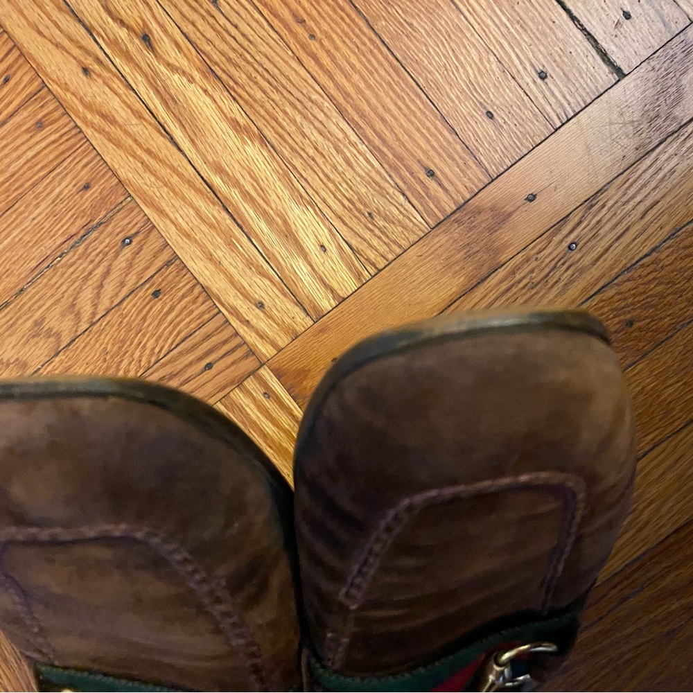 Mens Gucci suede loafers! - Picture 9 of 15